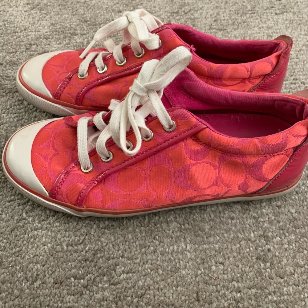 pink coach shoes - Picture 2 of 4